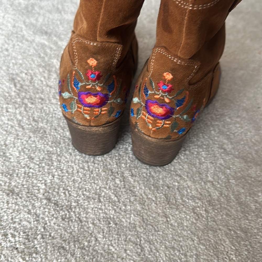 Aldo Boots - Picture 4 of 8